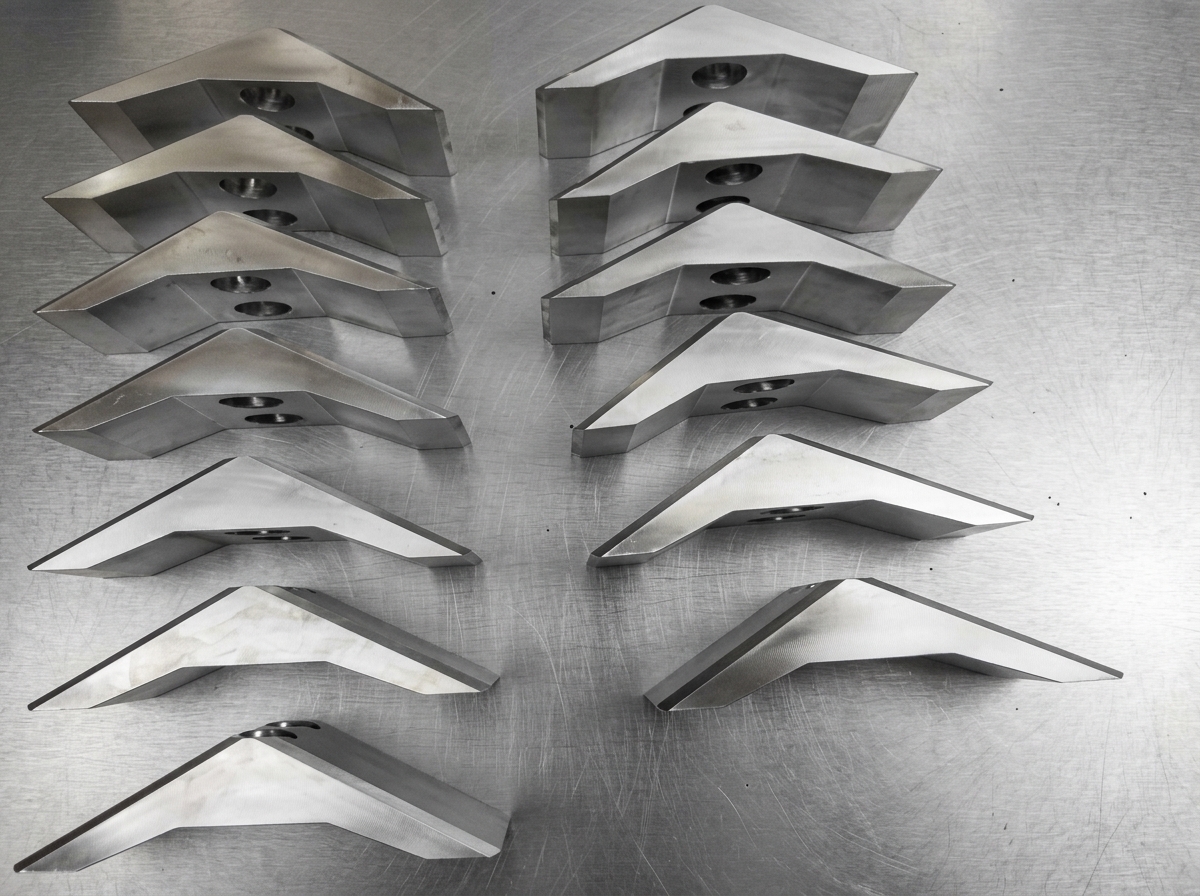 VMC precision machined components for motors and steam turbines